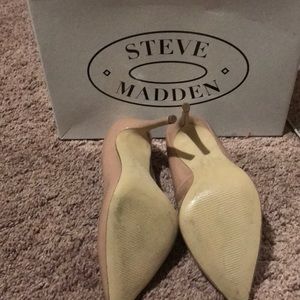 Steve Madden Shoes - Nude heels Steve Madden Shoes - Nude heels